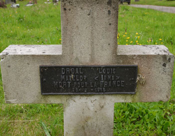 French serviceman's grave Louis Droal Matelot <IRMA> Mort pour la France 28 2 1915