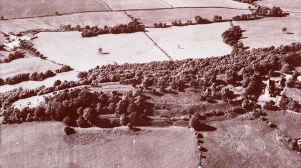 Old Aerial Photo of Lodge Hill Showing The Hillfort