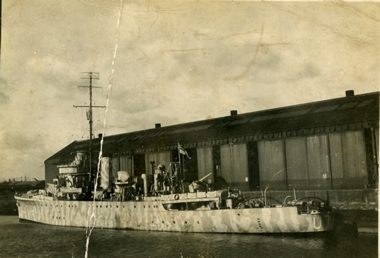 HMS Weston, 1941. This ship rescued Frank Plaister after his vessel, the Llanwern, was sunk by German Fokkers working in conjunction with U-boats. He recalled, "I never expected to survive and thought I was in heaven. Only eleven of the sixty crew survived."