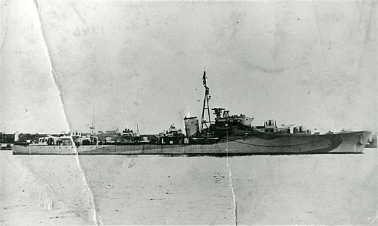 HMS Saurmarez