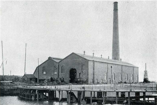 The pumping and electrical power station in 1914.