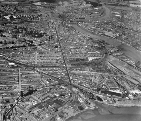 A 1947 aerial photograph showing the Tredegar Dry Dock in operation at the bottom centre