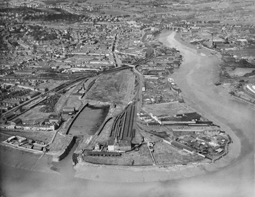 Aerial view of the Town Dock in 1937 looking northwest.