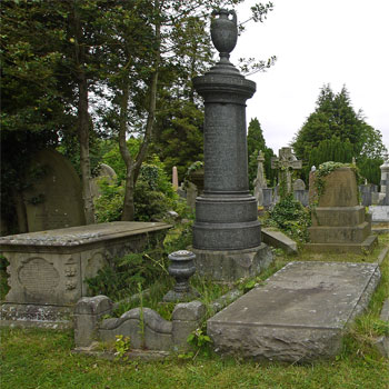 Richard Burton's grave is marked by an unspectacular slab