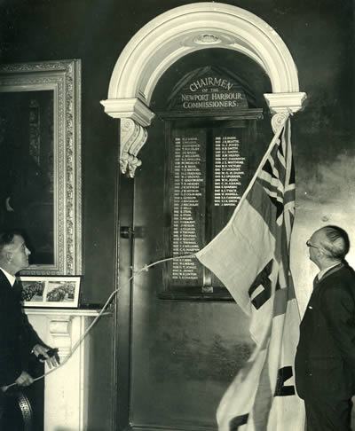 12th March 1952. Unveiling of part chairmen of the board of Newport Harbour Commissioners by Mr GT Jones. South Wales Argus photo.